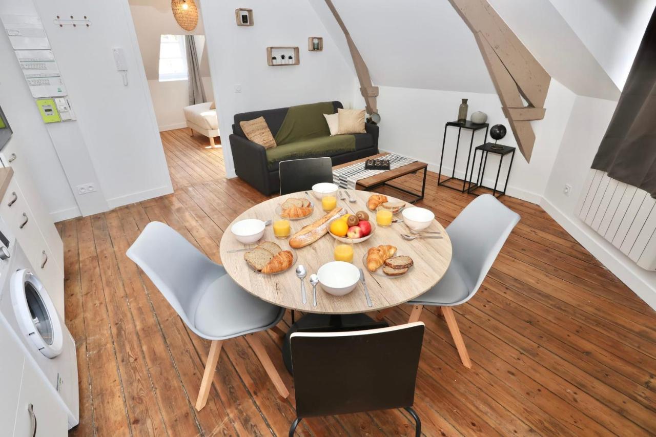Napoleon Gare 7 T2 Dernier Etage Bylocly Apartment Pontivy Bagian luar foto