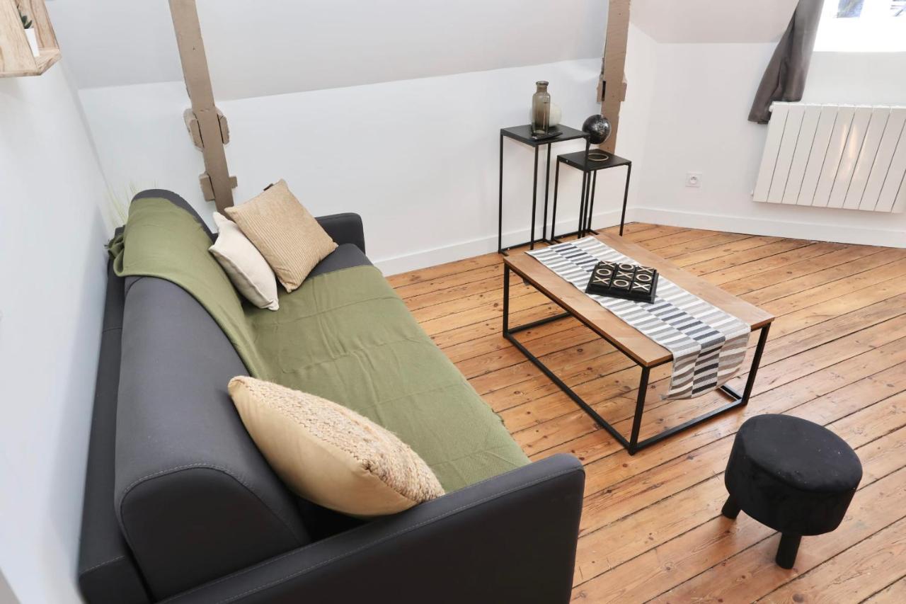 Napoleon Gare 7 T2 Dernier Etage Bylocly Apartment Pontivy Bagian luar foto